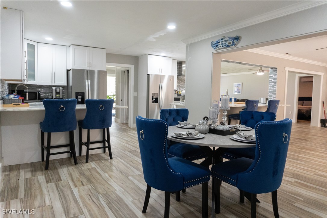 Fort Myers, Florida, 33916, United States, 4 Bedrooms Bedrooms, ,5 BathroomsBathrooms,Residential,For Sale,1975141