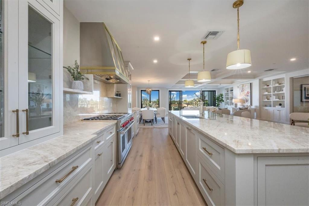 Naples, Florida, 34102, United States, 4 Bedrooms Bedrooms, ,5 BathroomsBathrooms,Residential,For Sale,1995804