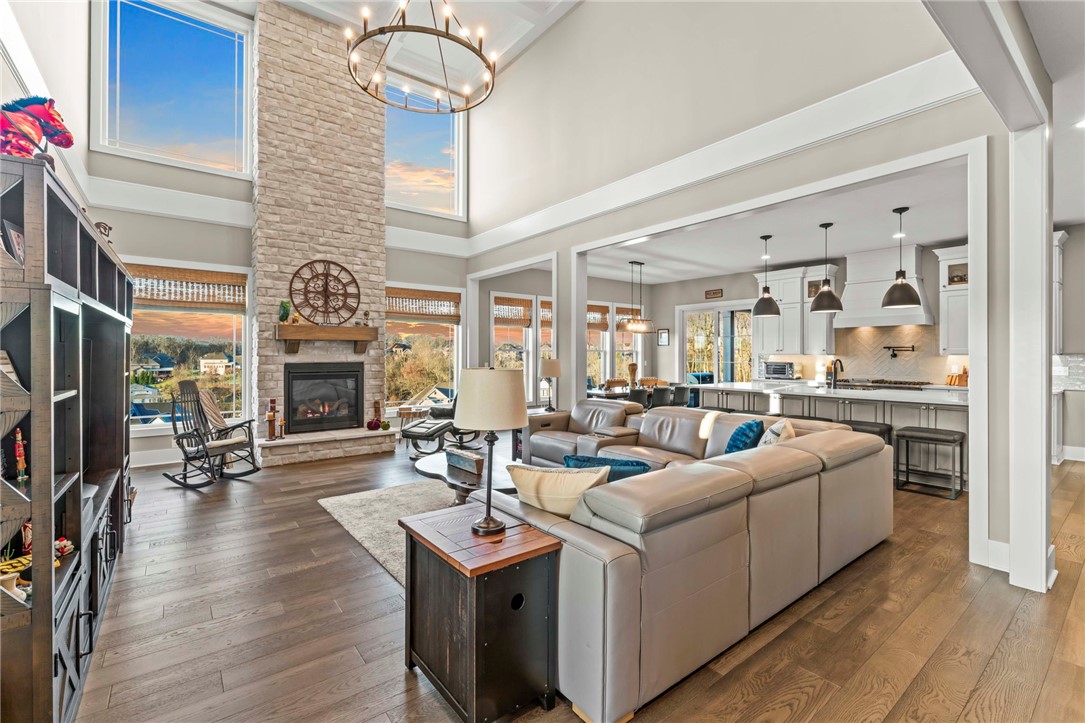 Venetia, Pennsylvania, 15367, United States, 5 Bedrooms Bedrooms, ,6 BathroomsBathrooms,Residential,For Sale,2001561