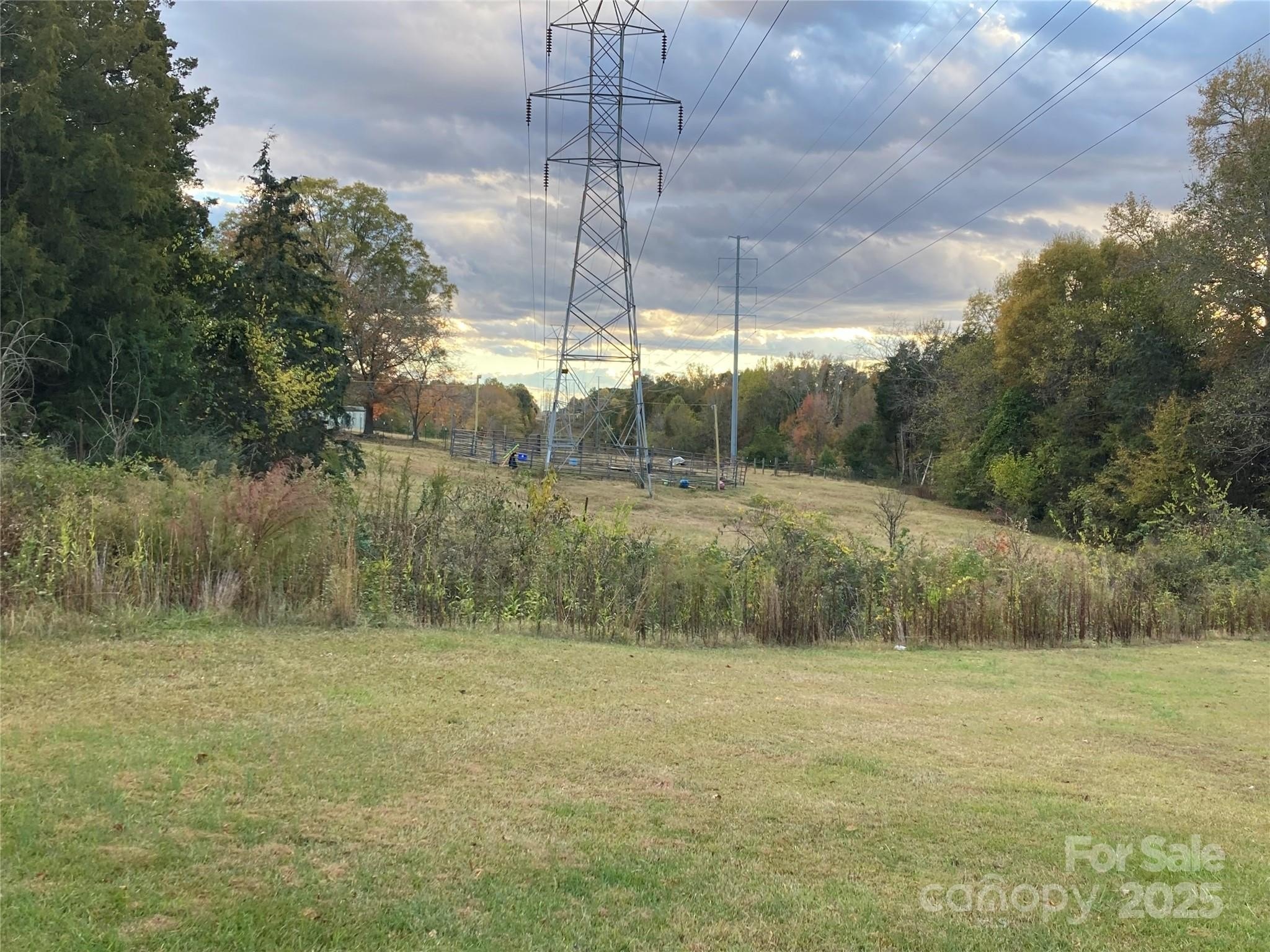 China Grove, North Carolina, 28023, United States, 2 Bedrooms Bedrooms, ,1 BathroomBathrooms,Residential,For Sale,1986139