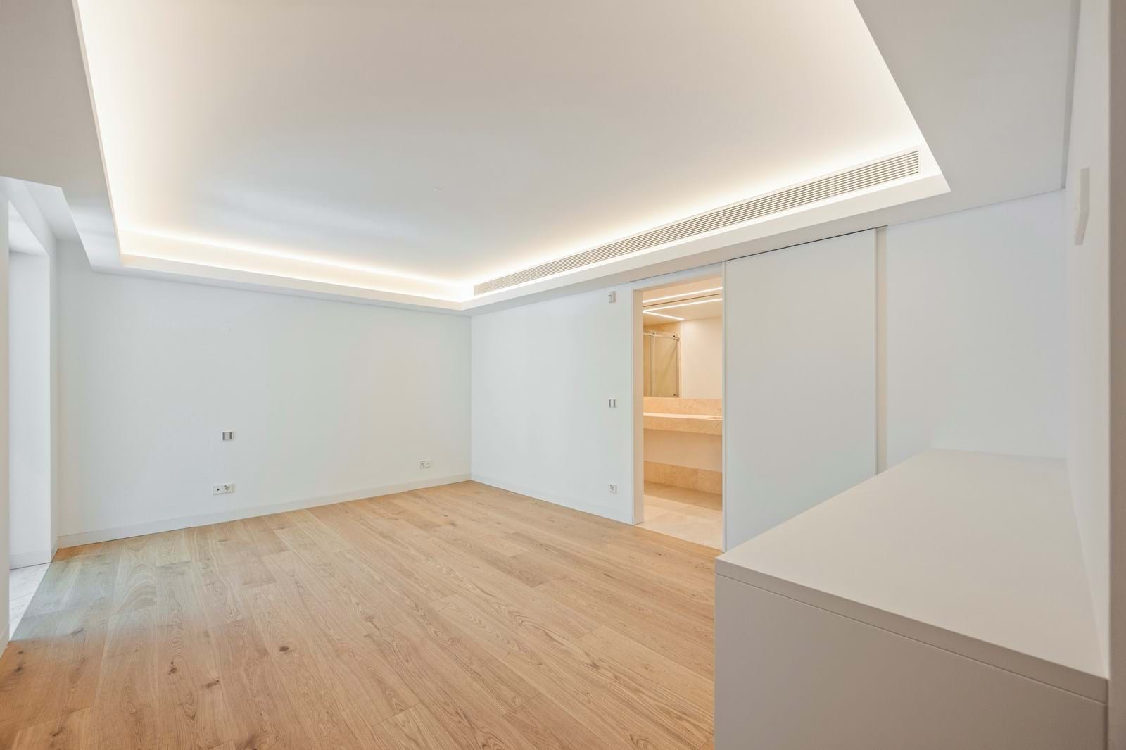 Lisboa, Lisbon, 1700-093, PT, 3 Bedrooms Bedrooms, ,3 BathroomsBathrooms,Residential,For Sale,1829446