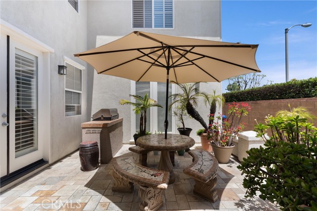 Irvine, California, 92602, United States, 4 Bedrooms Bedrooms, ,3 BathroomsBathrooms,Residential,For Sale,1823267
