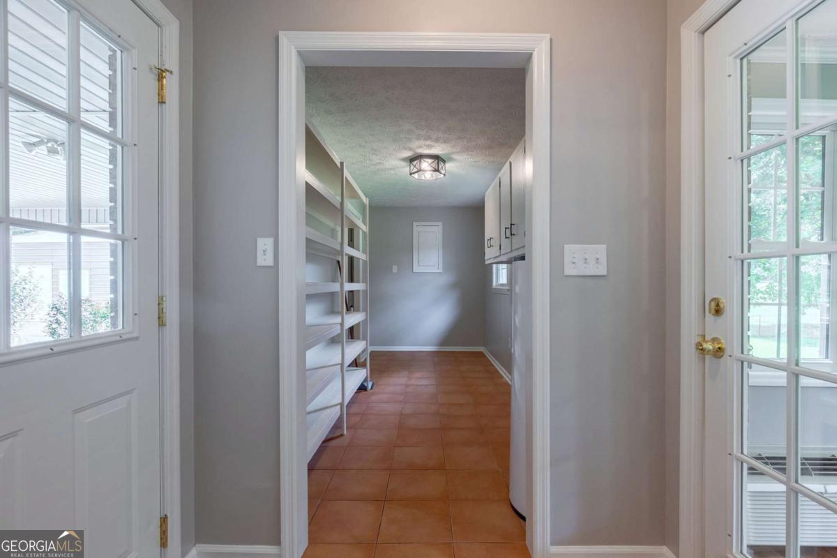 Statham, Georgia, 30666, United States, 3 Bedrooms Bedrooms, ,2 BathroomsBathrooms,Residential,For Sale,1882643