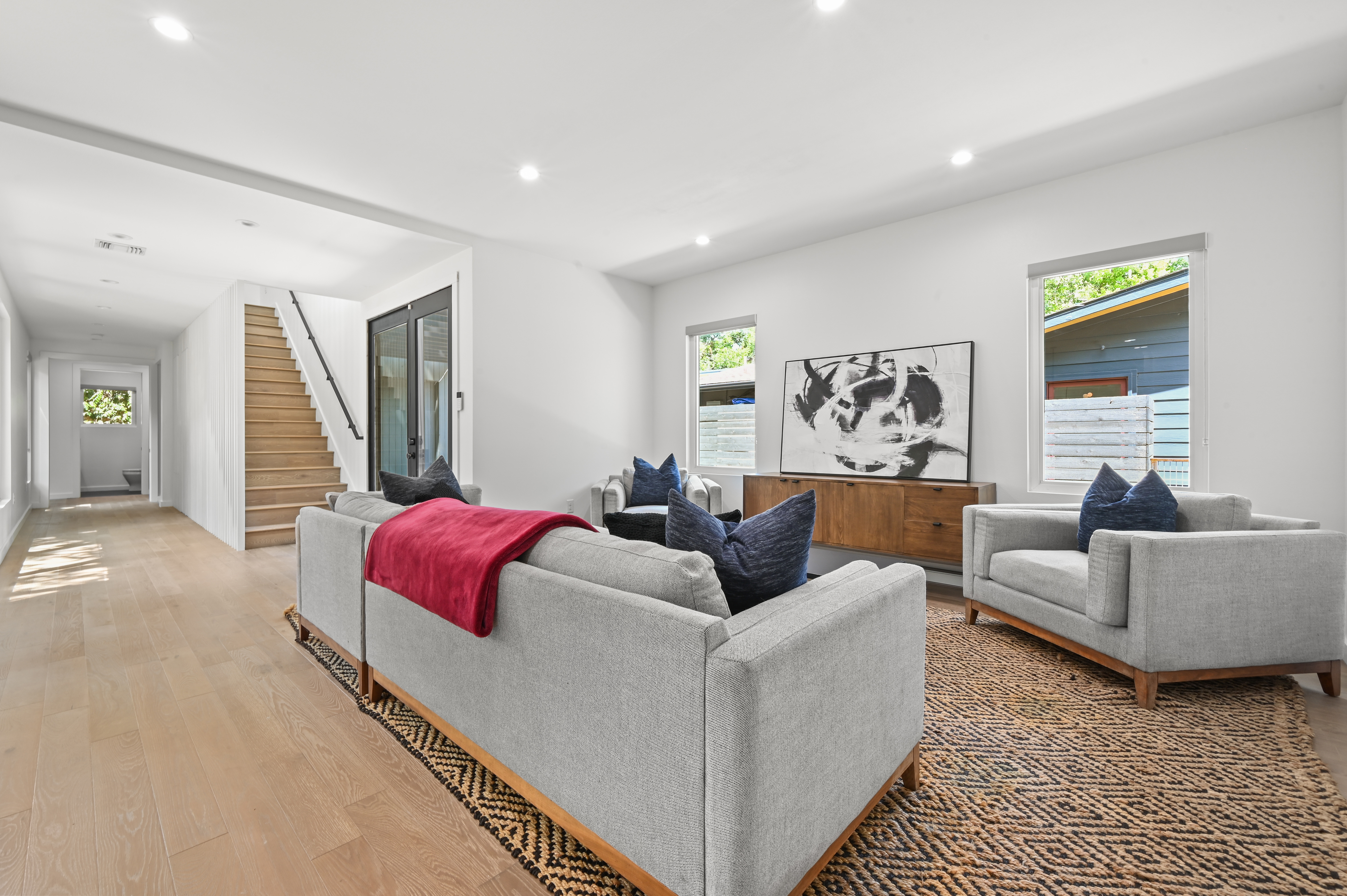 Architecturally Striking Home in the Heart of 78704 - 物件實景