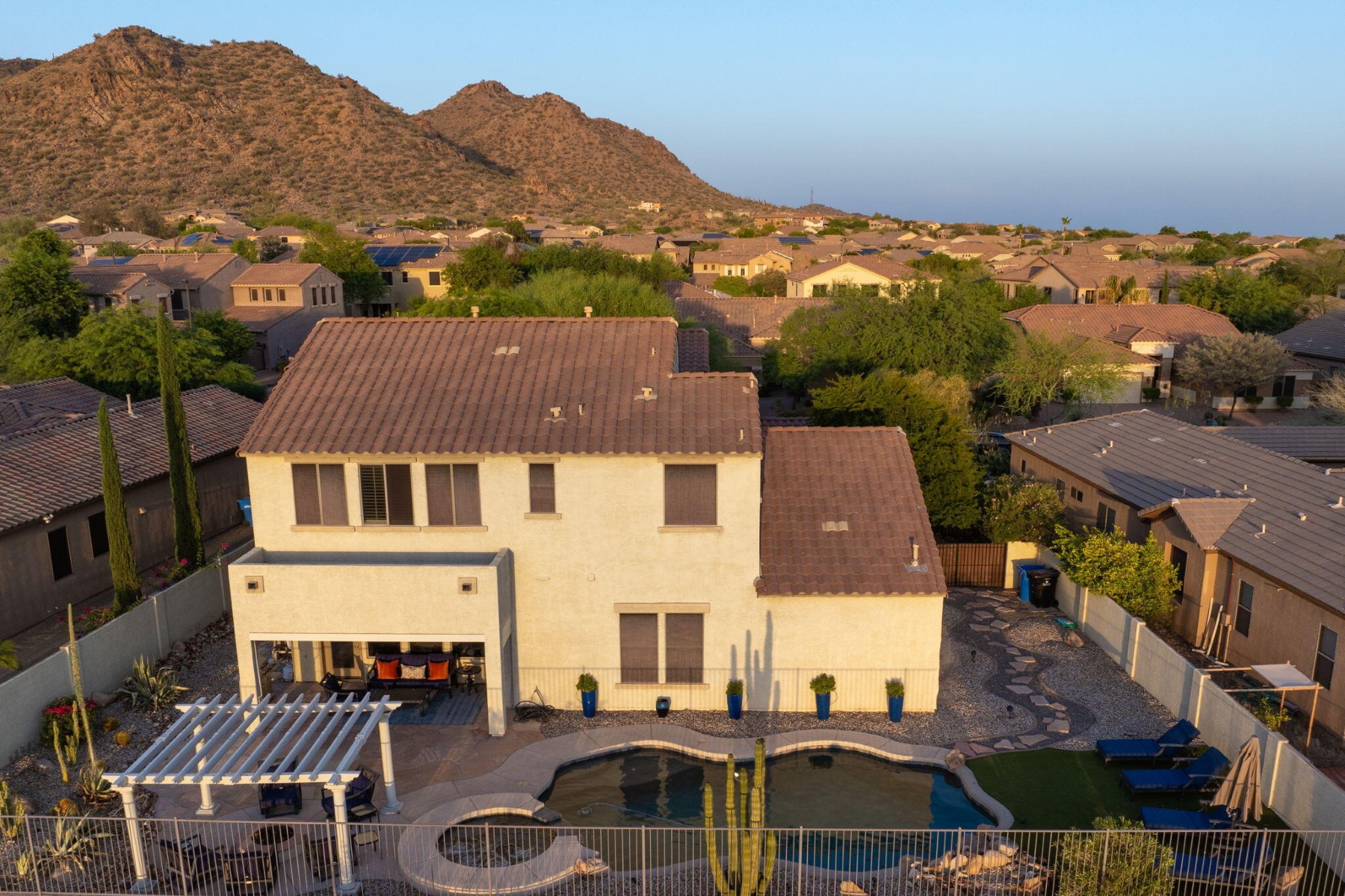 35326 N 27th Lane  Phoenix, AZ - 物件實景