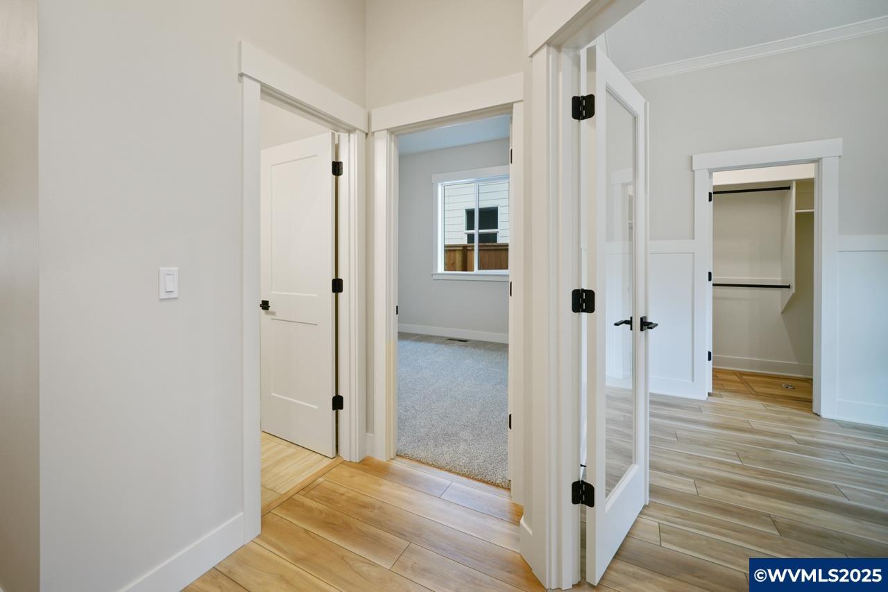 Salem, Oregon, 97306, United States, 4 Bedrooms Bedrooms, ,2 BathroomsBathrooms,Residential,For Sale,1857017