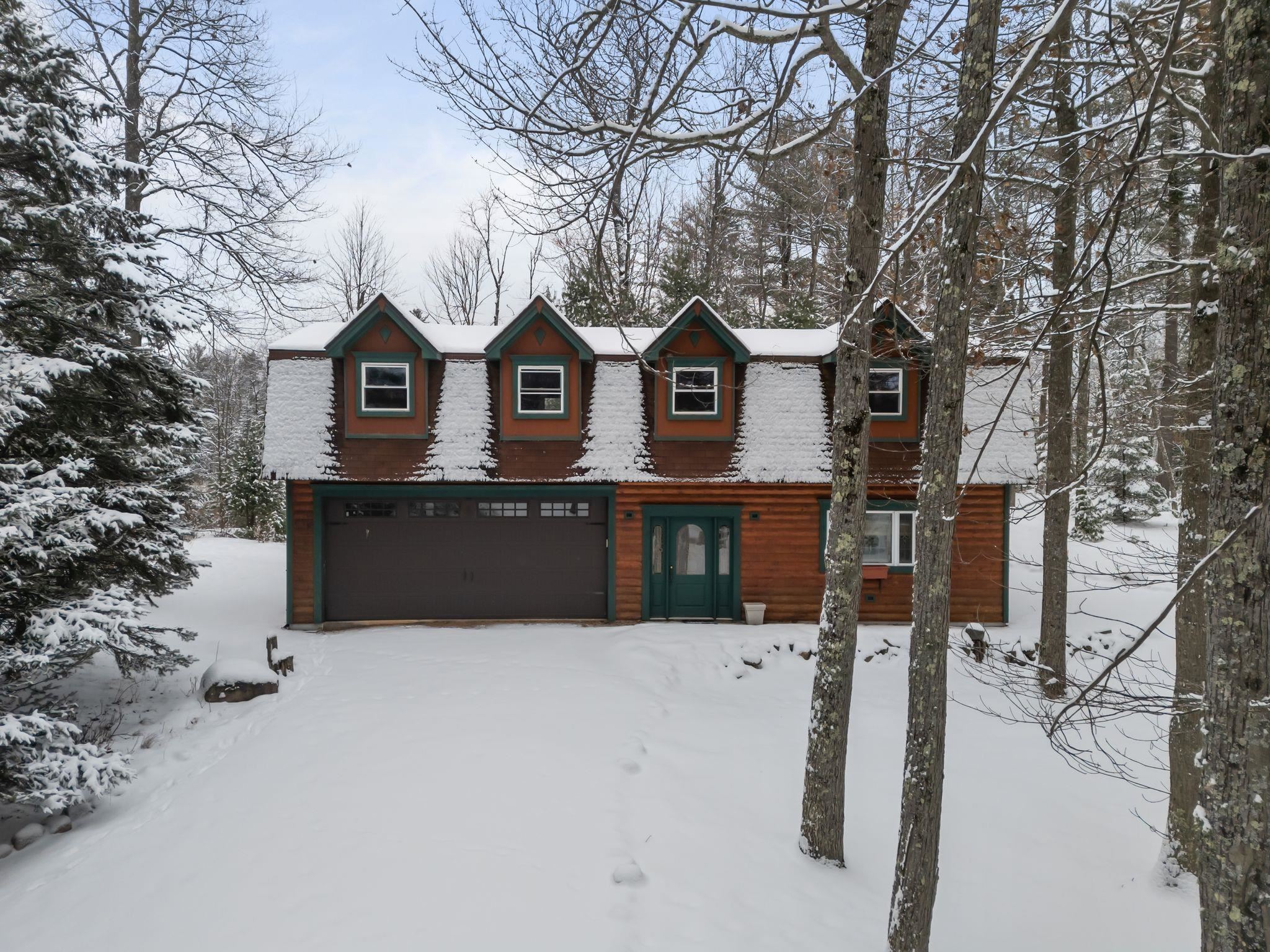 PICKEREL, Wisconsin, 54465, United States, 4 Bedrooms Bedrooms, ,3 BathroomsBathrooms,Residential,For Sale,1933142