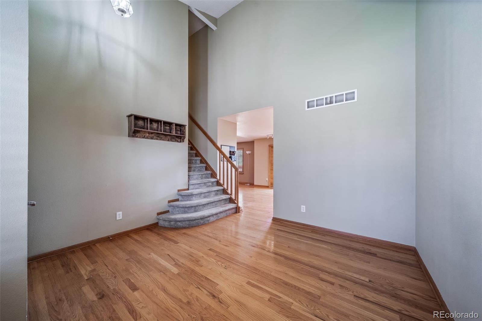 Castle Rock, Colorado, 80104, United States, 3 Bedrooms Bedrooms, ,3 BathroomsBathrooms,Residential,For Sale,1938878