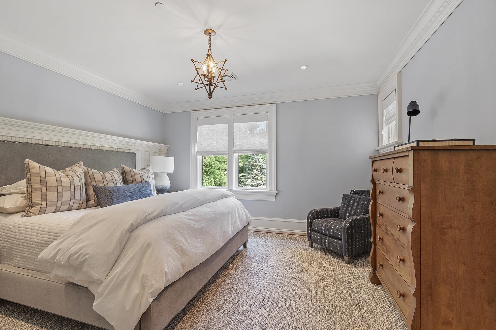 Meredith, New Hampshire, 03253, United States, 7 Bedrooms Bedrooms, ,6 BathroomsBathrooms,Residential,For Sale,1897806