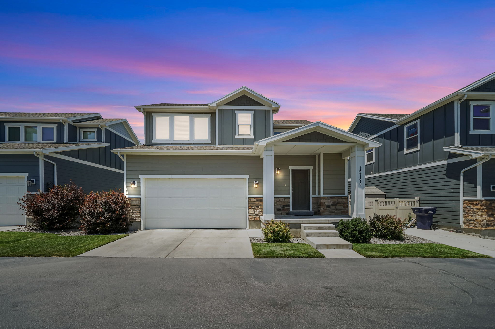 Bluffdale, Utah, 84065, United States, 4 Bedrooms Bedrooms, ,4 BathroomsBathrooms,Residential,For Sale,1915355
