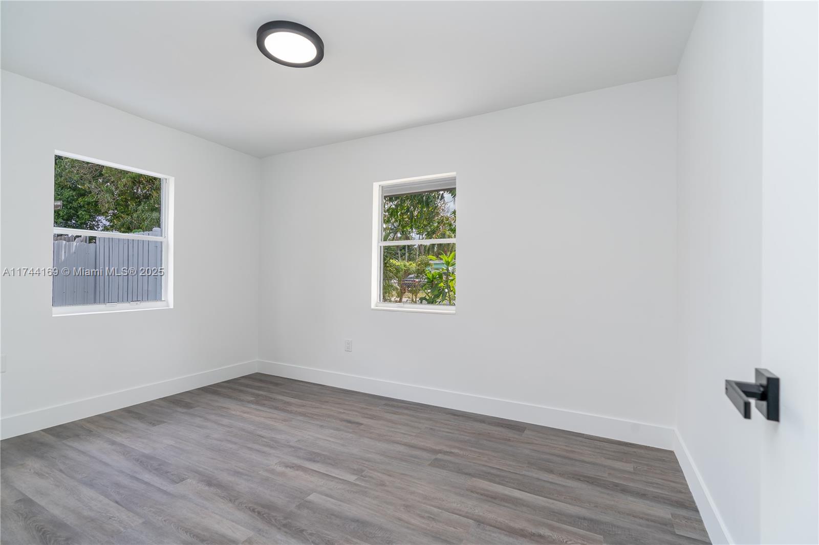 Opa-locka, Florida, 33054, United States, 3 Bedrooms Bedrooms, ,2 BathroomsBathrooms,Residential,For Sale,1981872