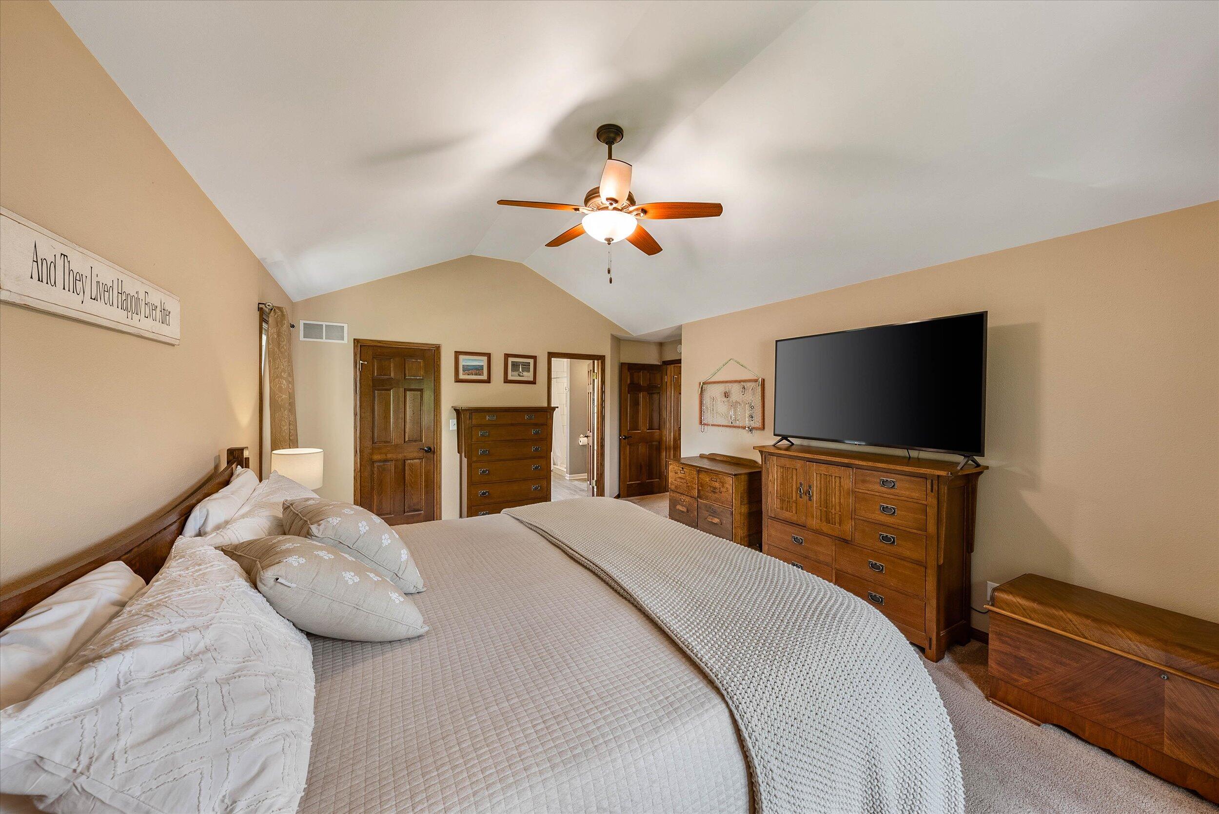 Germantown, Wisconsin, 53022, United States, 3 Bedrooms Bedrooms, ,3 BathroomsBathrooms,Residential,For Sale,1987563