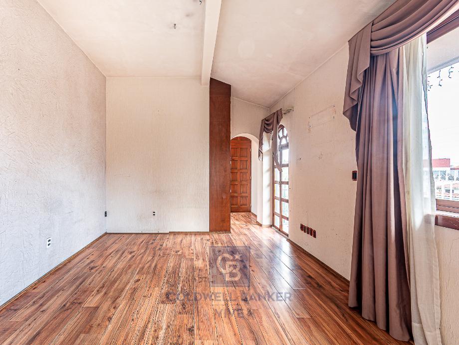 Avenida del Marquez, Metepec, Estado de méxico, 52178, Mexico, 4 Bedrooms Bedrooms, ,5 BathroomsBathrooms,Residential,For Sale,Avenida del Marquez,1615864