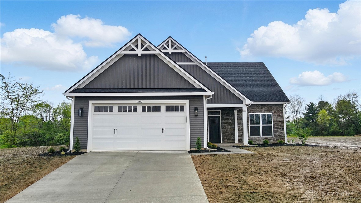 Springfield, Ohio, 45502, United States, 3 Bedrooms Bedrooms, ,3 BathroomsBathrooms,Residential,For Sale,1987754