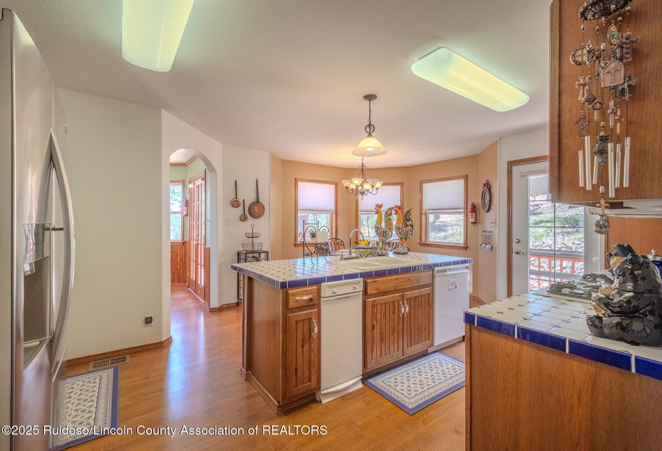 Ruidoso, New Mexico, 88345, United States, 4 Bedrooms Bedrooms, ,3 BathroomsBathrooms,Residential,For Sale,1909726