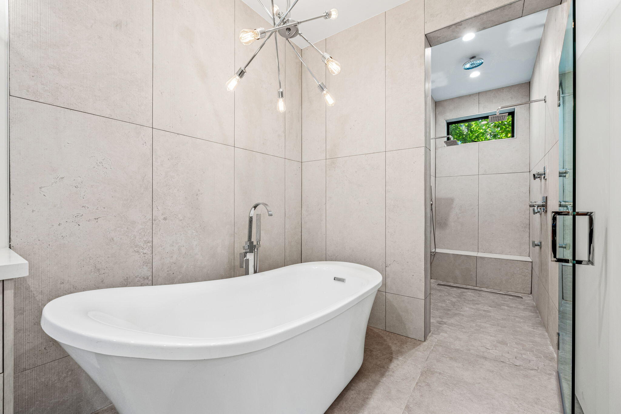 Palm Springs, California, 92262, United States, 5 Bedrooms Bedrooms, ,4 BathroomsBathrooms,Residential,For Sale,1805387