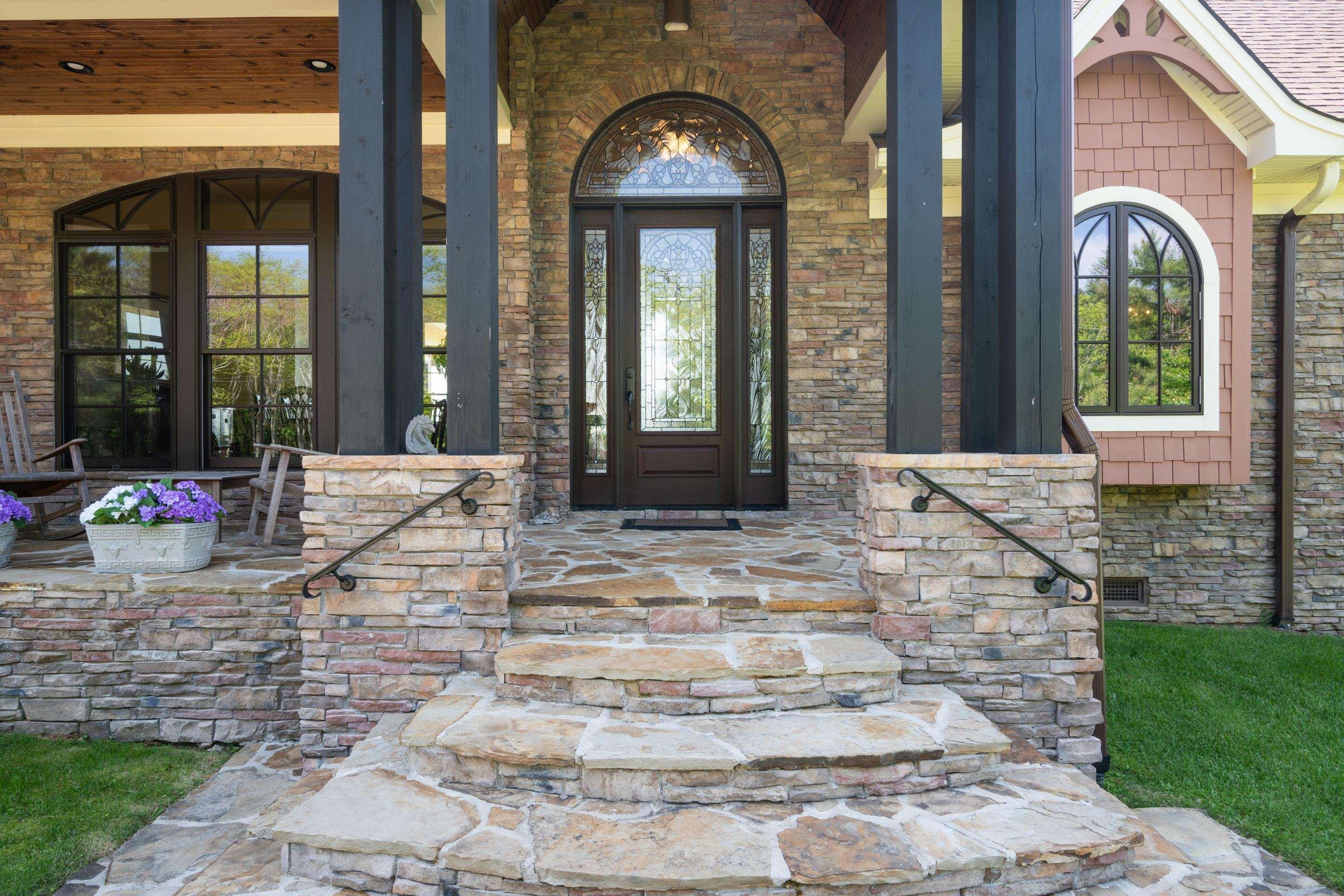 Fancy Gap, Virginia, 24328, United States, 4 Bedrooms Bedrooms, ,4 BathroomsBathrooms,Residential,For Sale,1848358