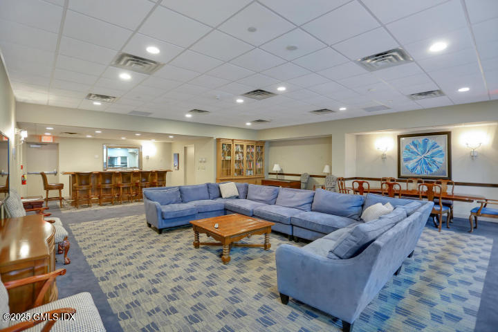 Old Greenwich, Connecticut, 06870, United States, 4 Bedrooms Bedrooms, ,5 BathroomsBathrooms,Residential,For Sale,1821609