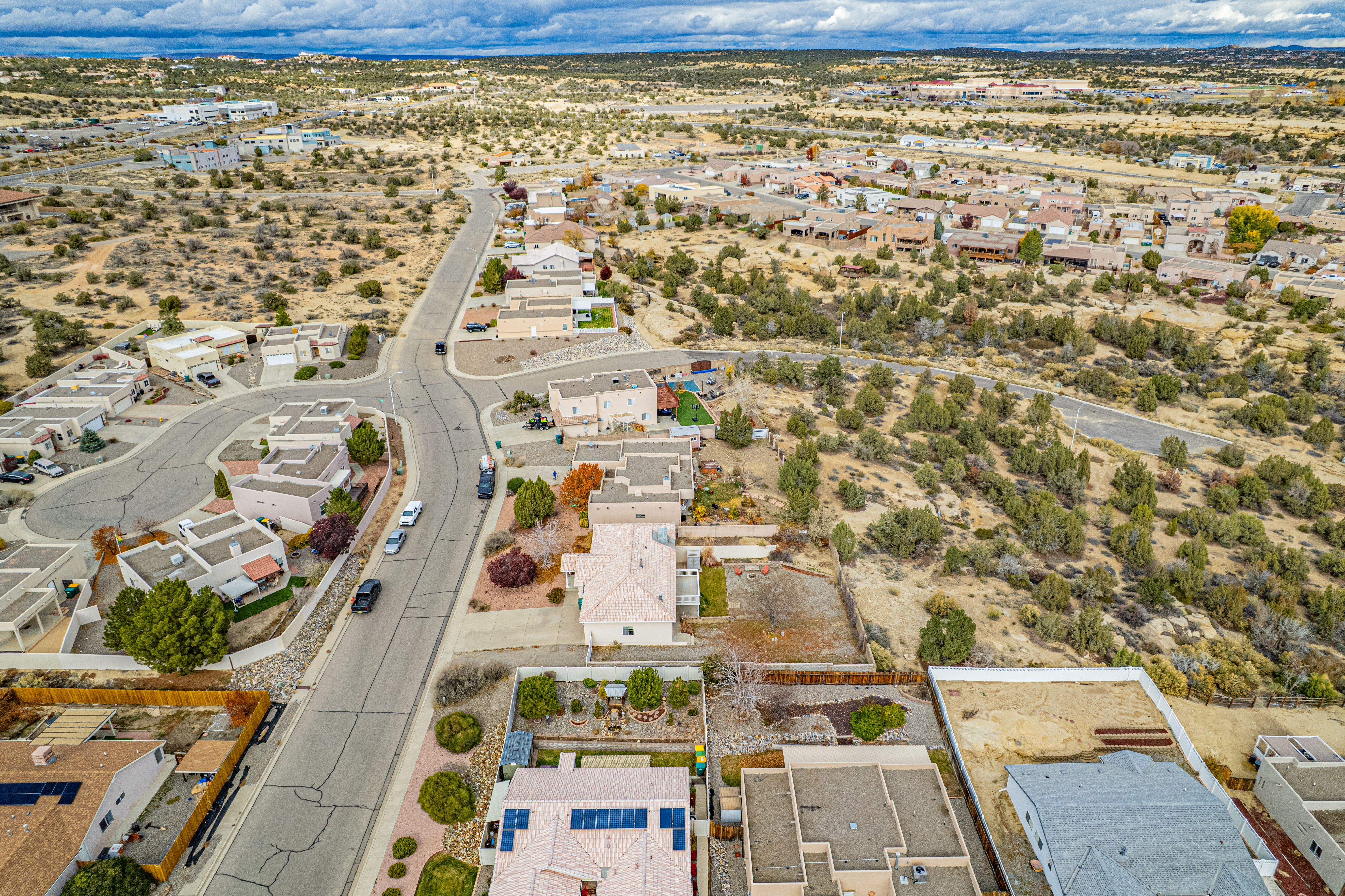 Farmington, New Mexico, 87402, United States, 4 Bedrooms Bedrooms, ,3 BathroomsBathrooms,Residential,For Sale,1995181