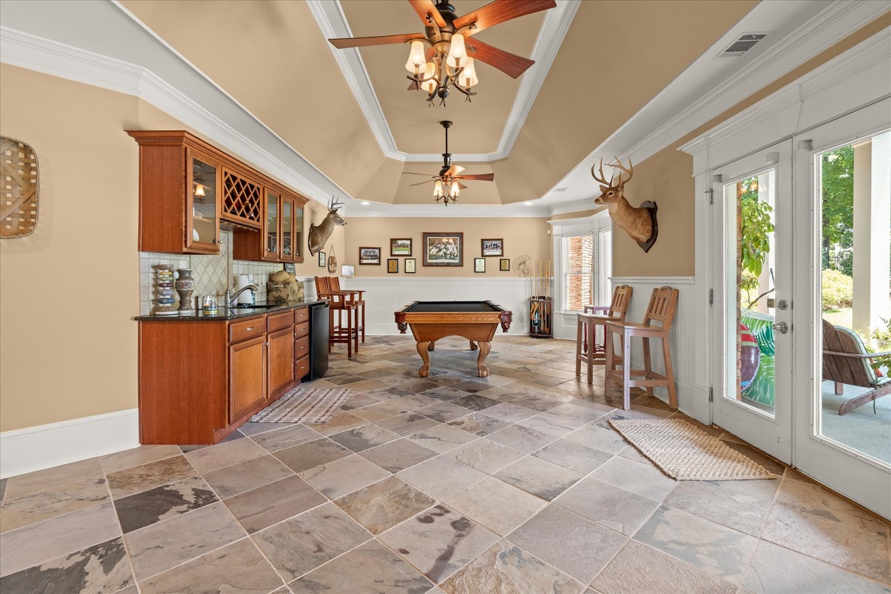 Carrollton, Georgia, 30116, United States, 6 Bedrooms Bedrooms, ,5 BathroomsBathrooms,Residential,For Sale,1893657