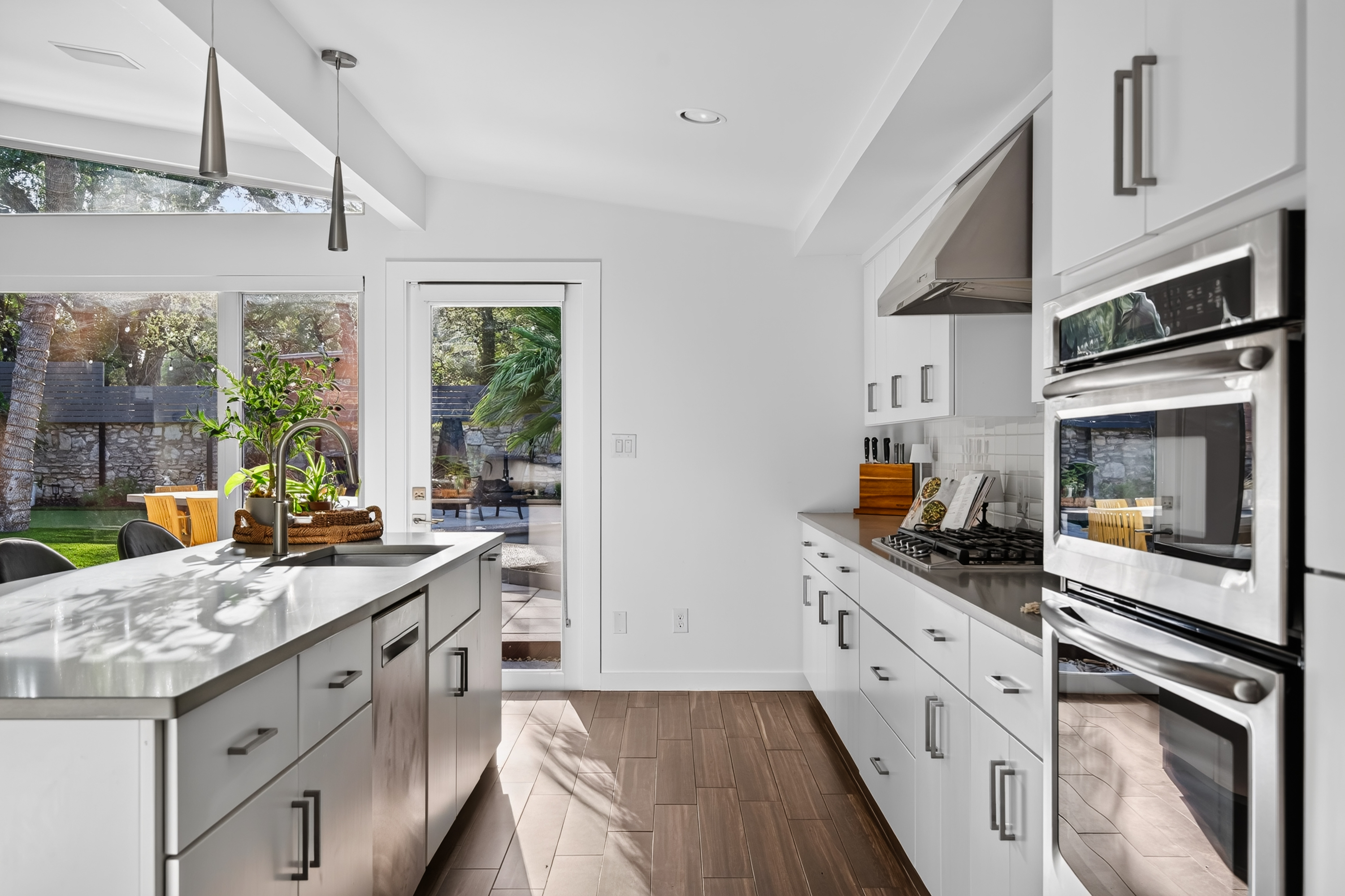  412 Ridgewood Rd, West Lake Hills - 物件實景