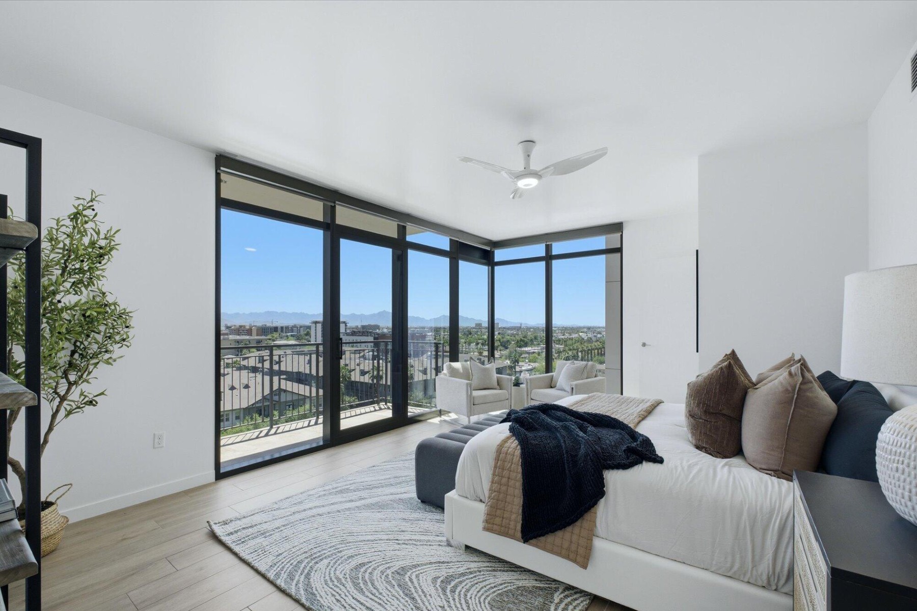  200 W Portland Street  Phoenix, AZ - 物件實景