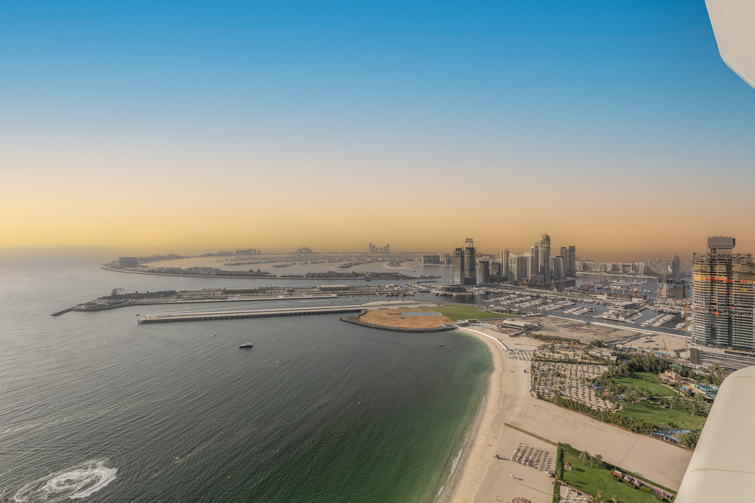  Elegant High-Floor Home With Marina Views in JBR - 物件實景