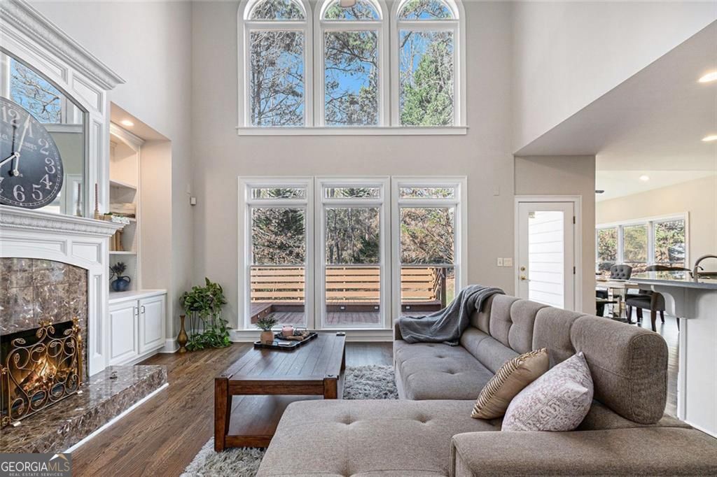 FLOWERY BRANCH, Georgia, 30542, United States, 5 Bedrooms Bedrooms, ,5 BathroomsBathrooms,Residential,For Sale,1894604