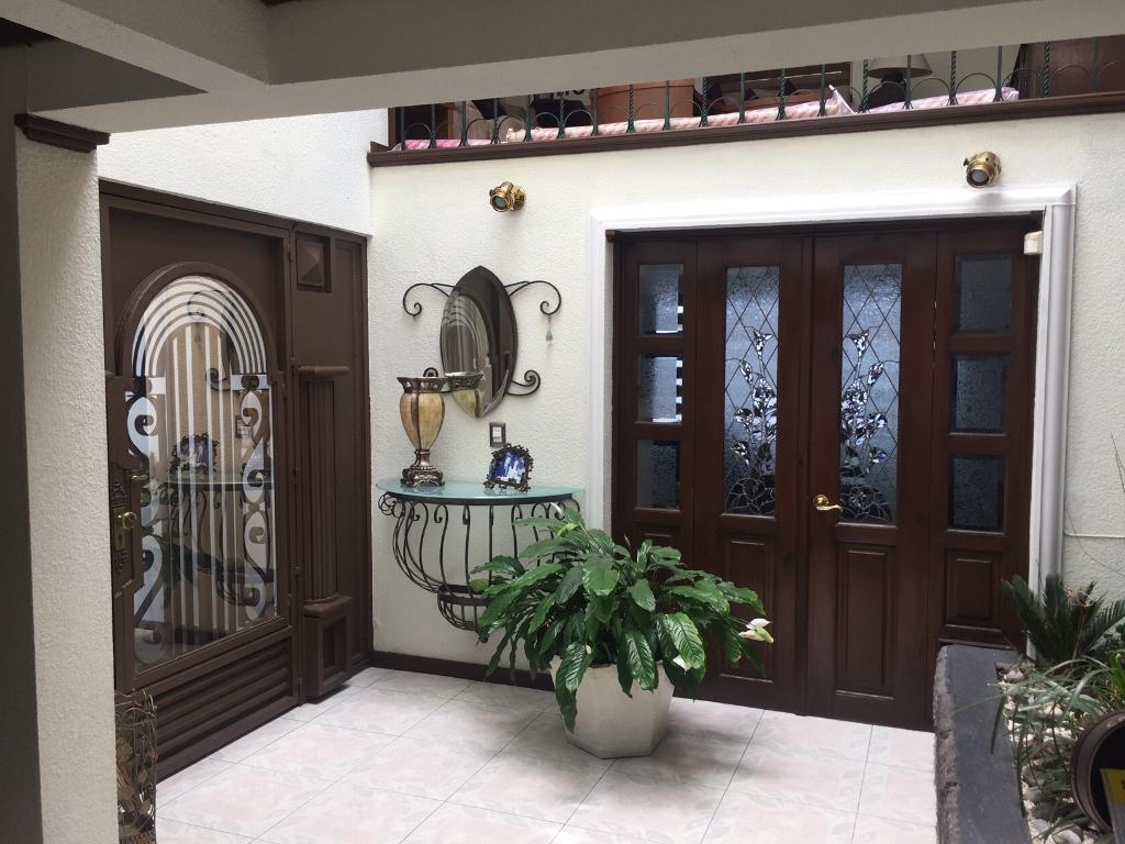 Paseo de Santa Ana, Metepec, Estado de México, 52172, Mexico, 3 Bedrooms Bedrooms, ,3 BathroomsBathrooms,Residential,For Sale,Paseo de Santa Ana,1549334