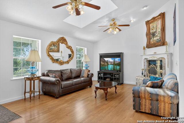 Medina, Texas, 78055, United States, 4 Bedrooms Bedrooms, ,3 BathroomsBathrooms,Residential,For Sale,1961277