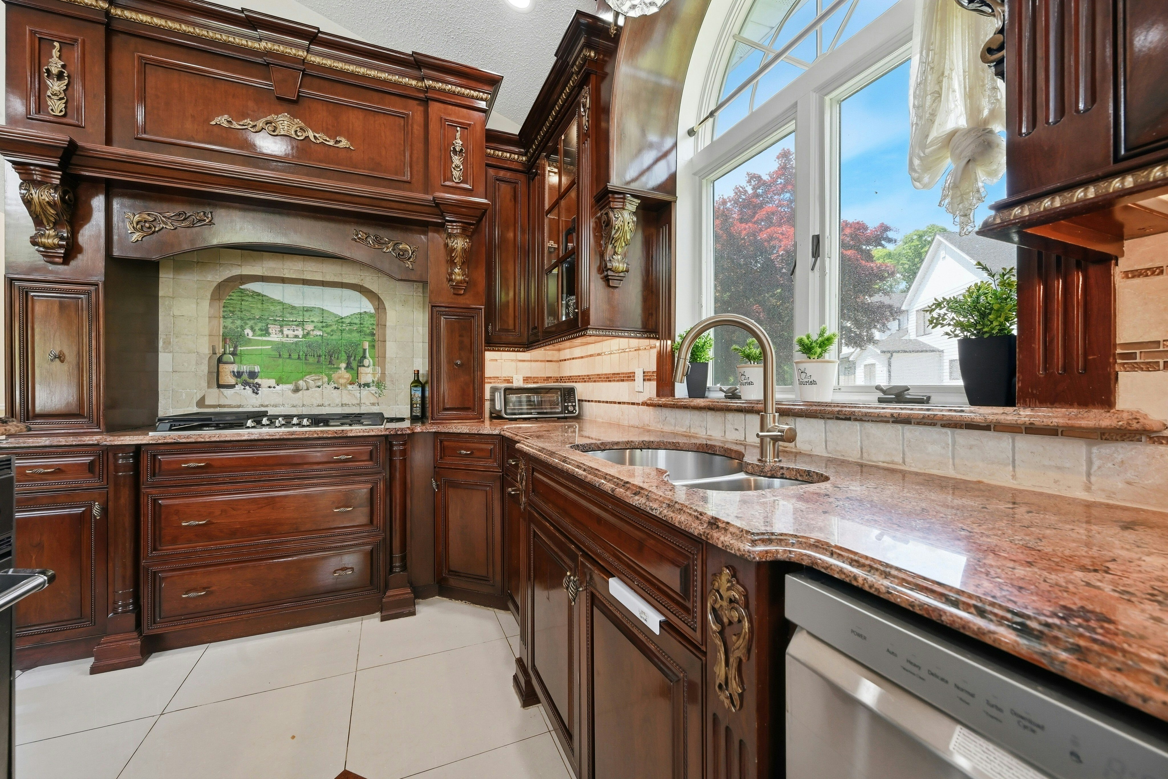  12 Phillips Lane, Lake Grove, NY, 11755 - 物件實景