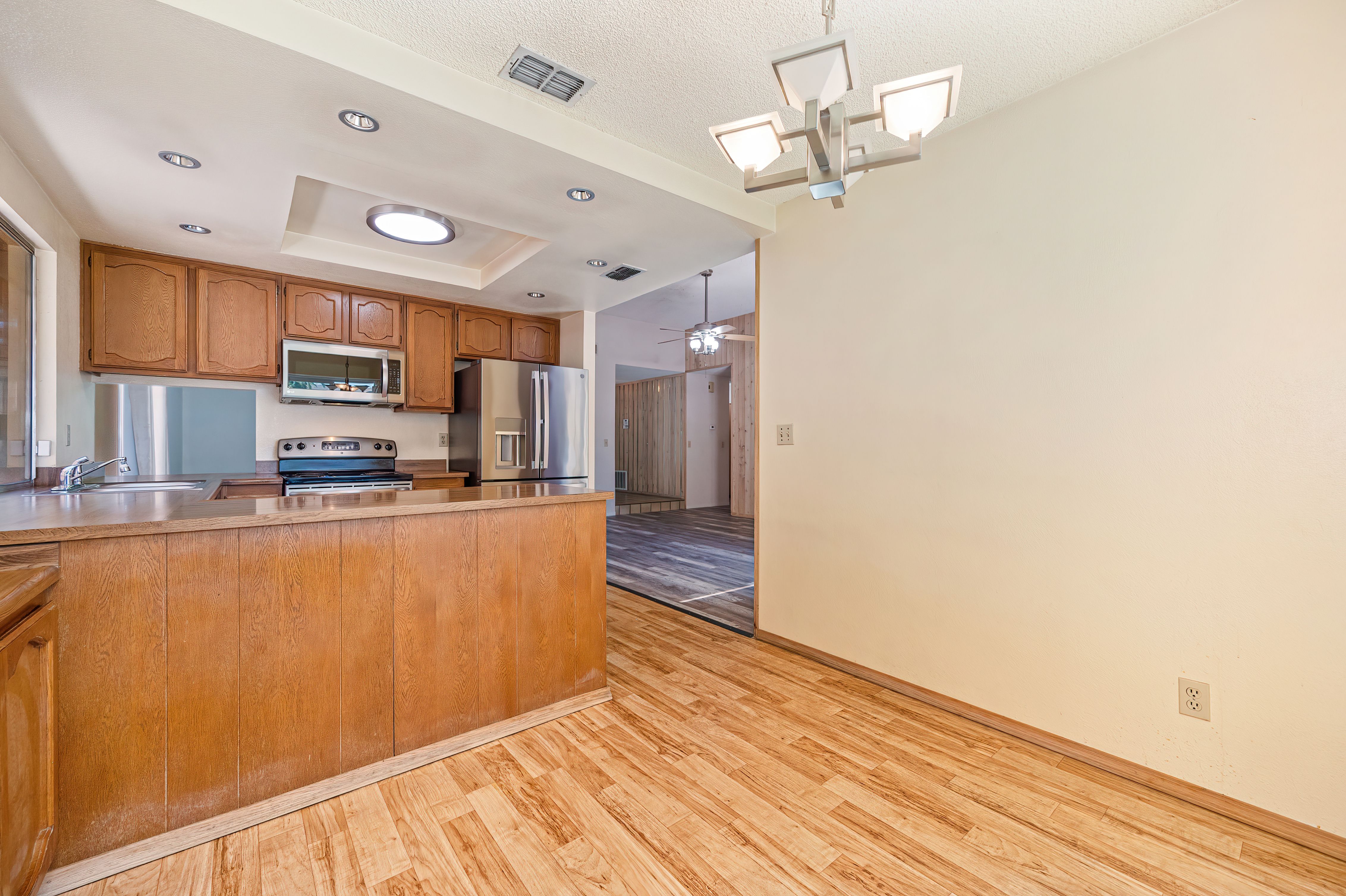  7613 Black Bear Drive, Sacramento, CA 95843 - 物件實景