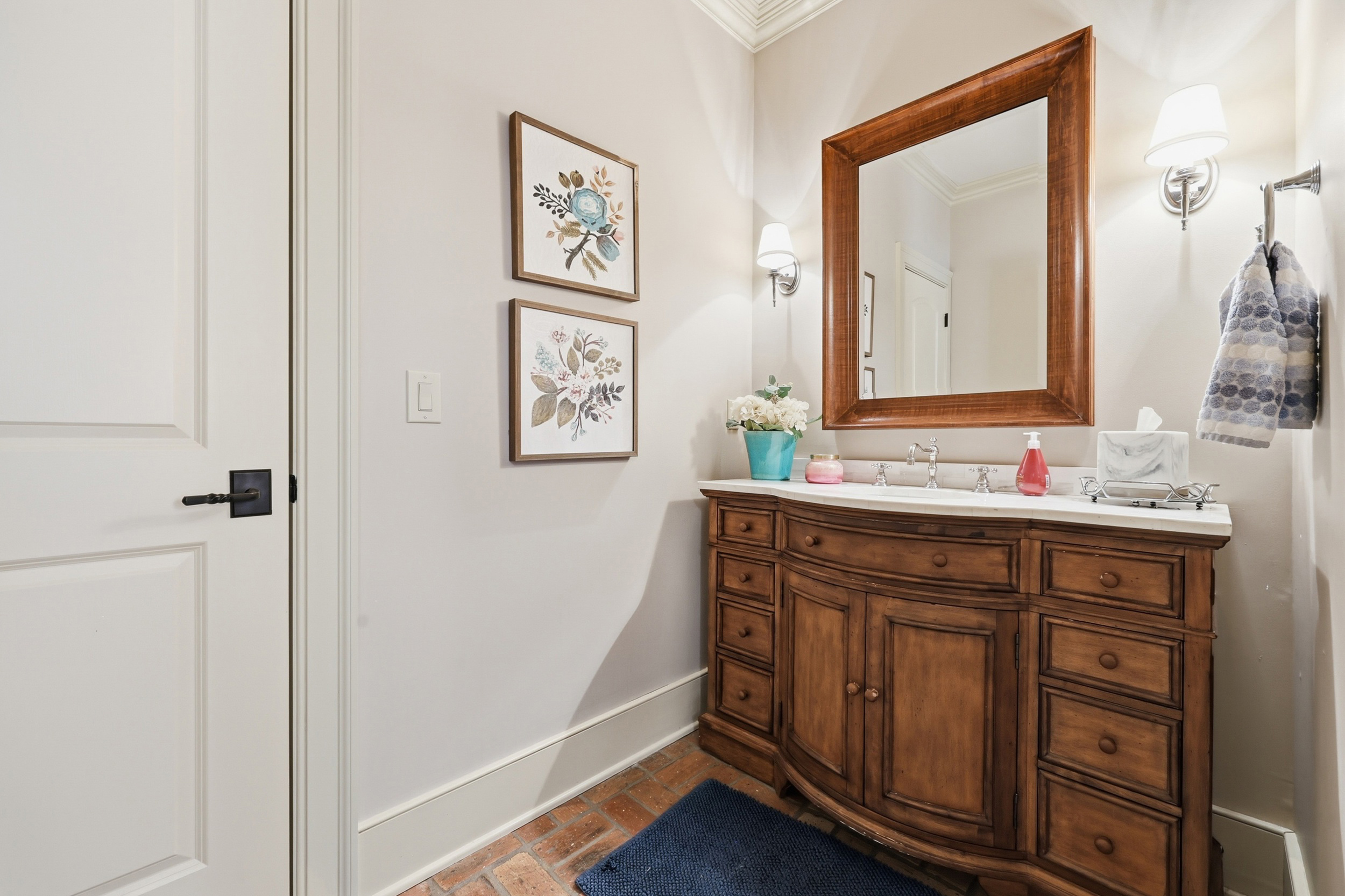  4848 Chelmsbury Lane - 物件實景