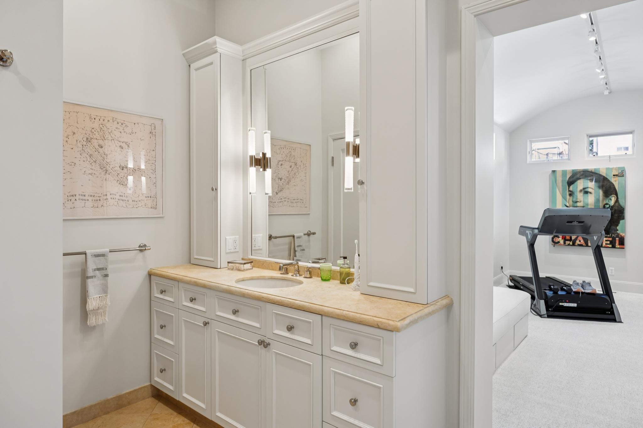  3966 Clay Street - 物件實景