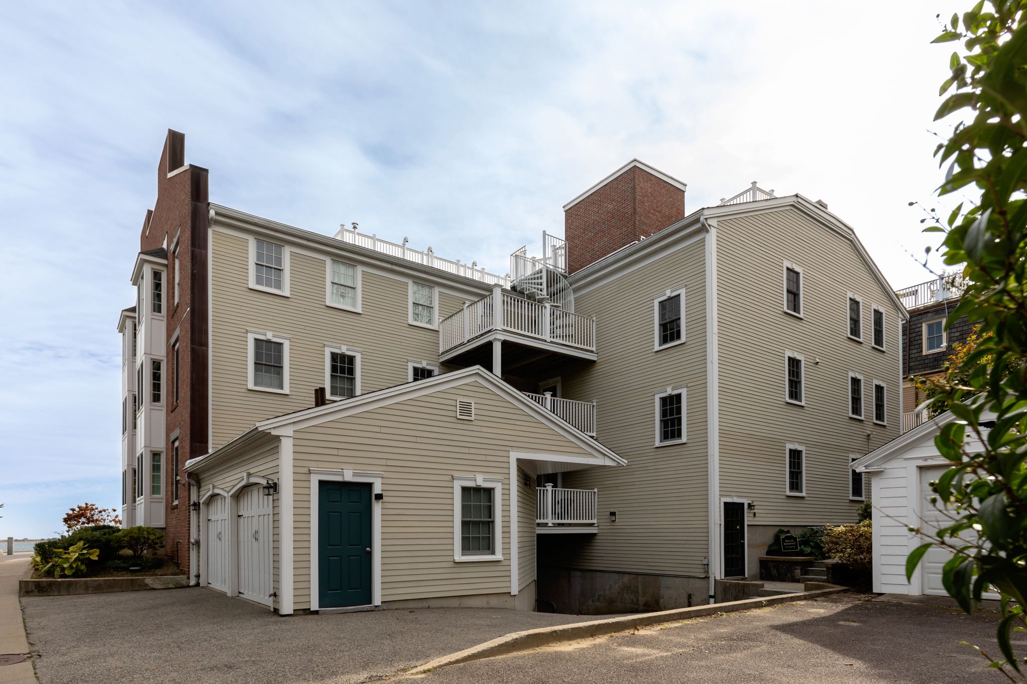  16 Carver Street, Unit 201, Plymouth, MA, 02360 - 物件實景