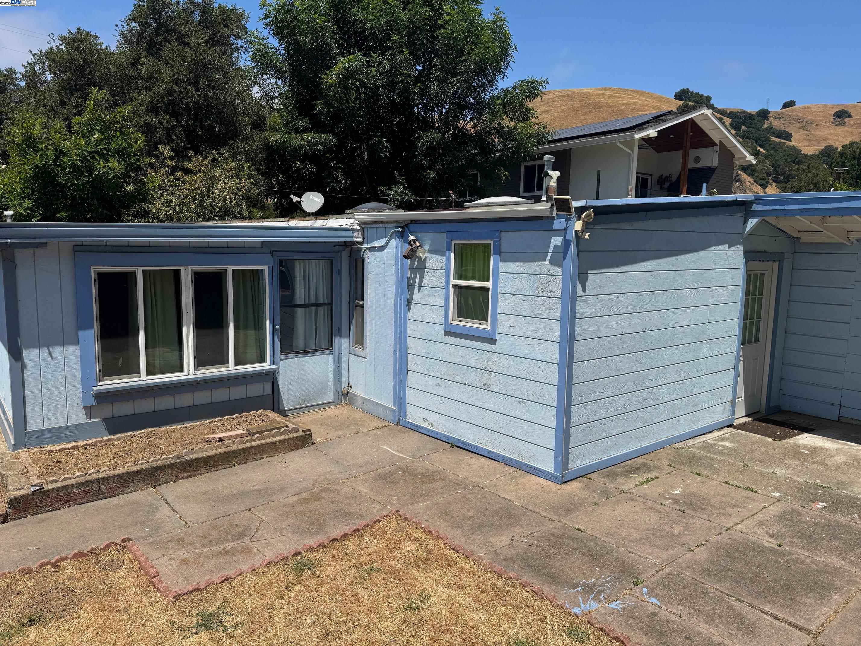 Fremont, California, 94536, United States, 2 Bedrooms Bedrooms, ,1 BathroomBathrooms,Residential,For Sale,1906886