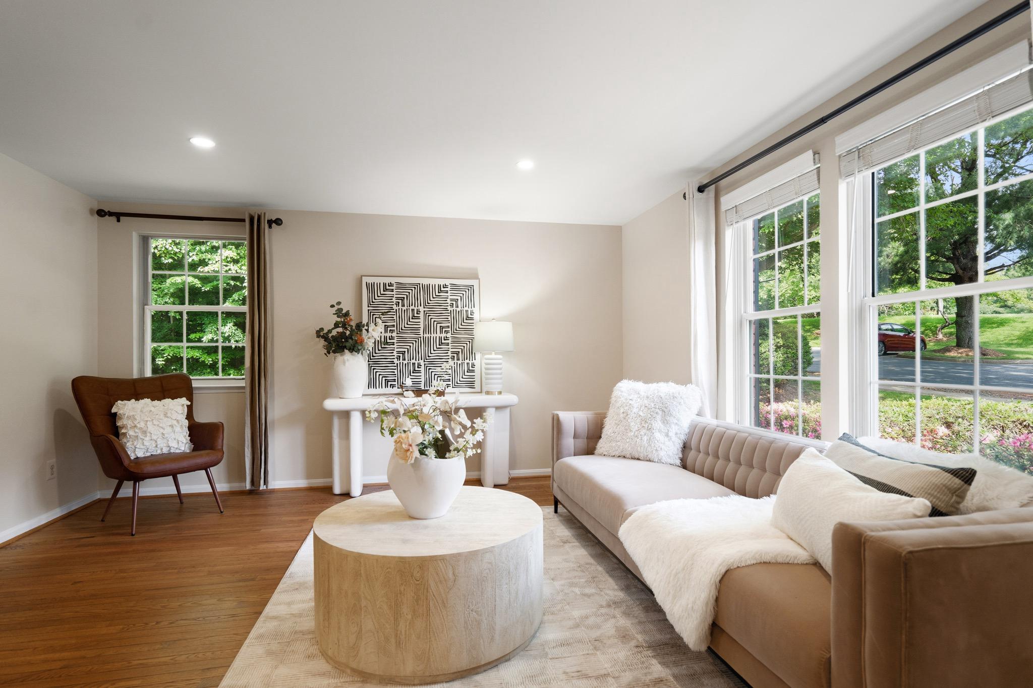  8943 Park Forest Drive, Springfield, VA, 22152 - 物件實景