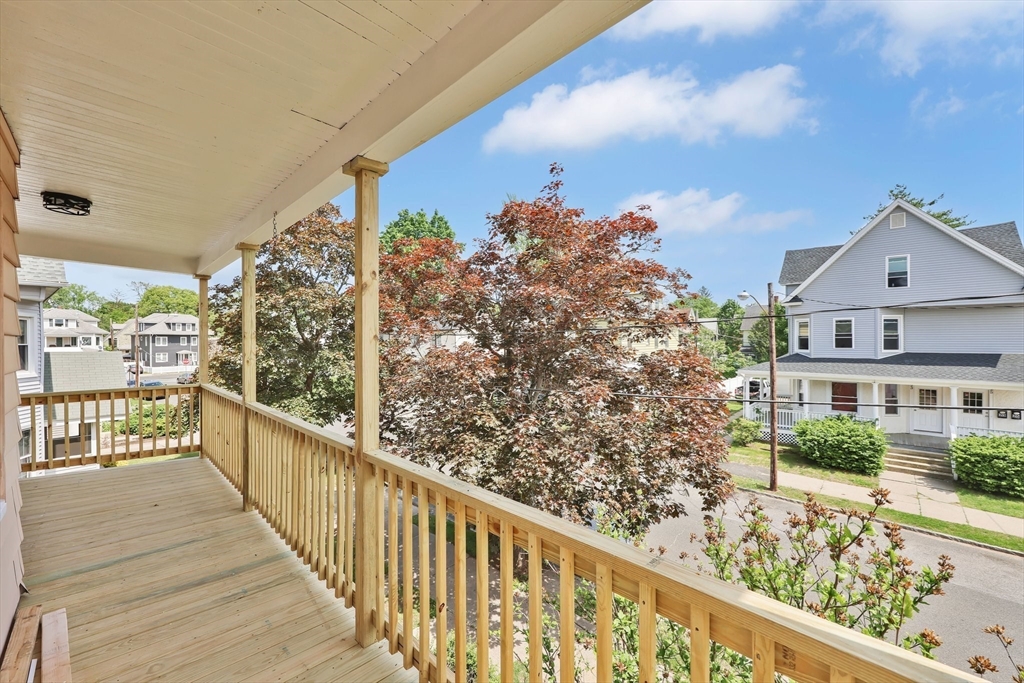 Springfield, Massachusetts, 01108, United States, 7 Bedrooms Bedrooms, ,2 BathroomsBathrooms,Residential,For Sale,2040283