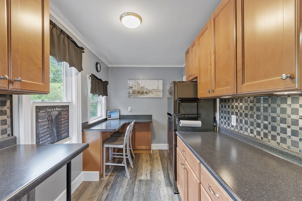 Lunenburg, Massachusetts, 01462, United States, 4 Bedrooms Bedrooms, ,2 BathroomsBathrooms,Residential,For Sale,1875910