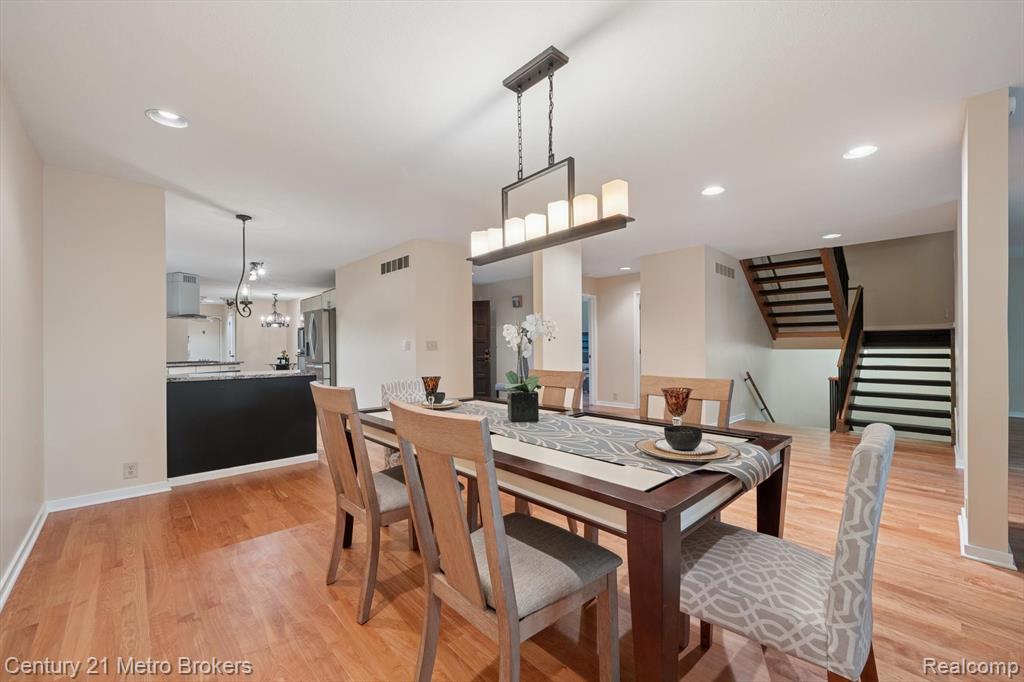 Grand Blanc, Michigan, 48439, United States, 3 Bedrooms Bedrooms, ,5 BathroomsBathrooms,Residential,For Sale,1986103