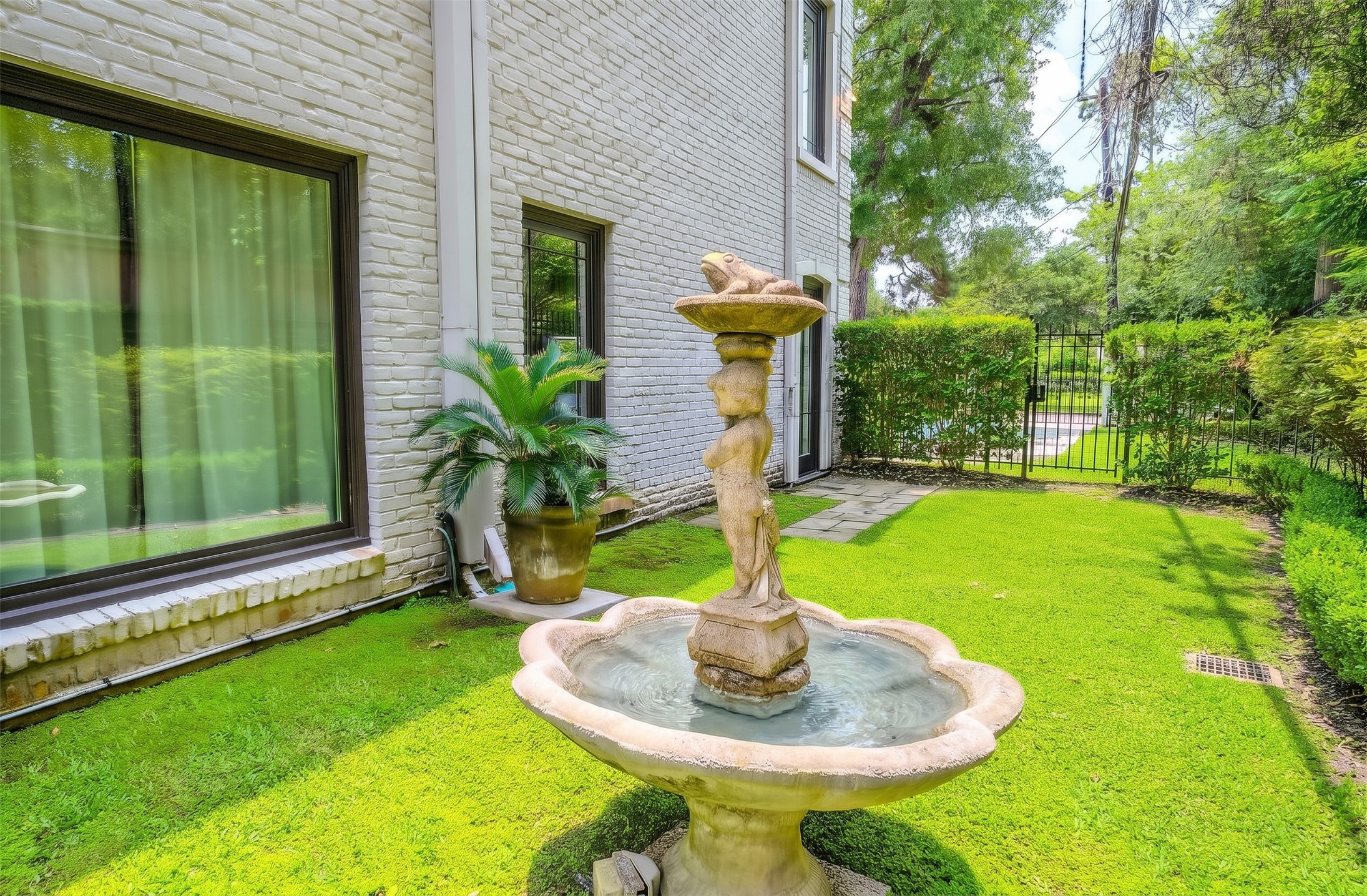 960 Kirby Drive - 物件實景