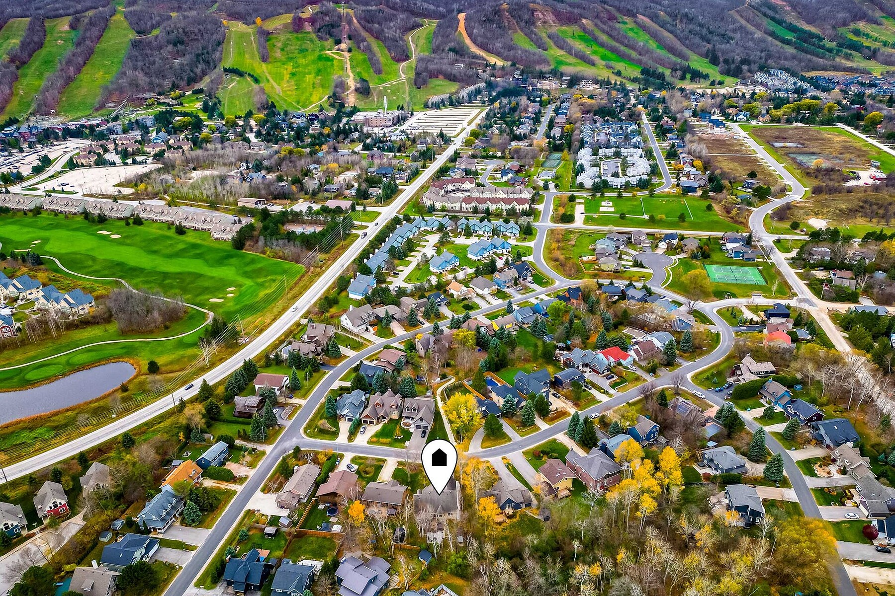 188 Brooker Blvd - 物件實景