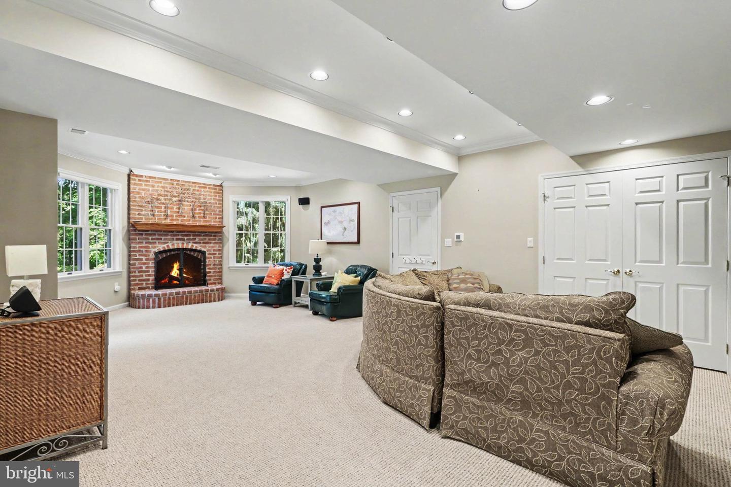 MECHANICSBURG, Pennsylvania, 17055, United States, 6 Bedrooms Bedrooms, ,6 BathroomsBathrooms,Residential,For Sale,2048271