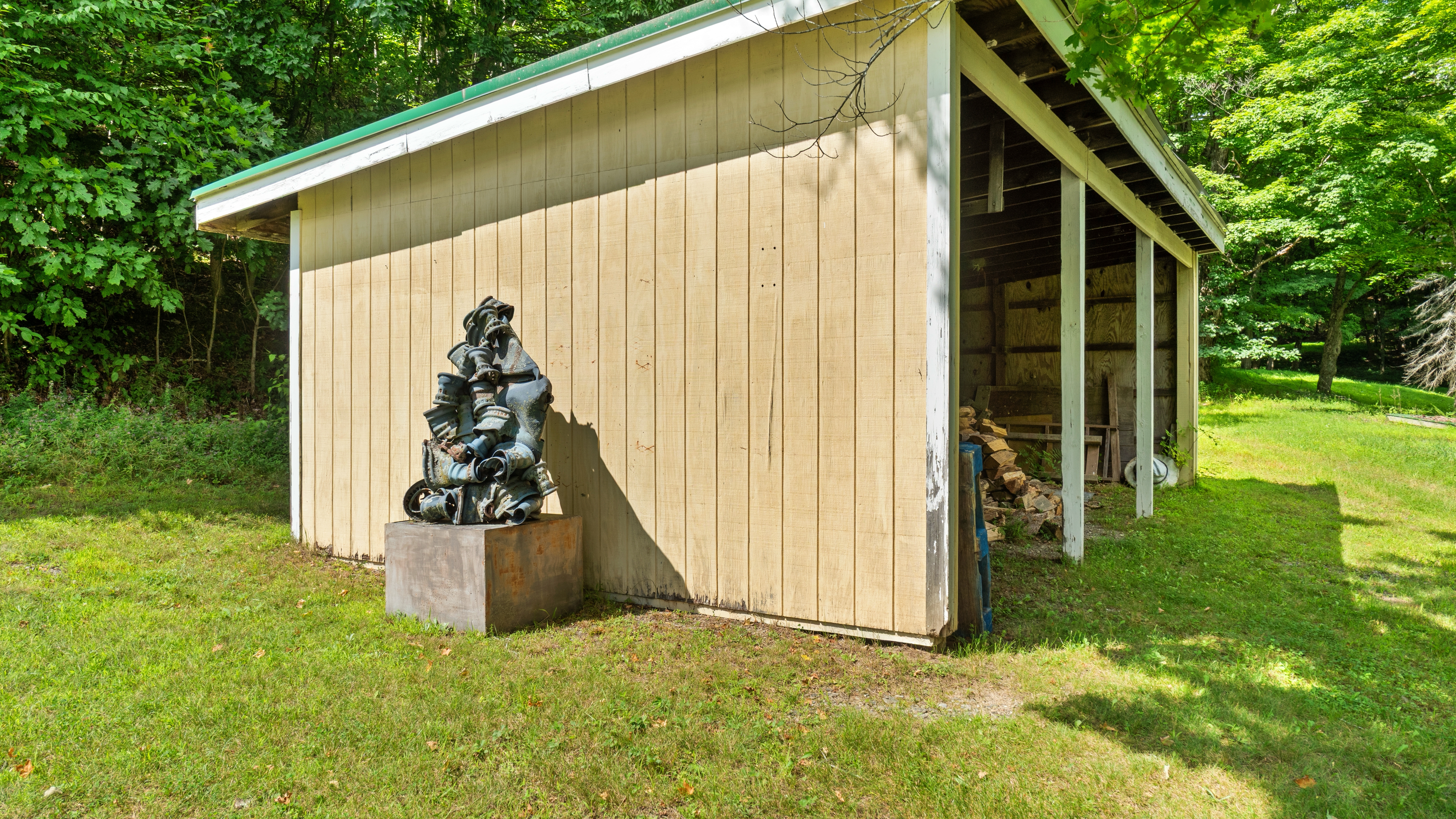  112-Acre Historic Artist
