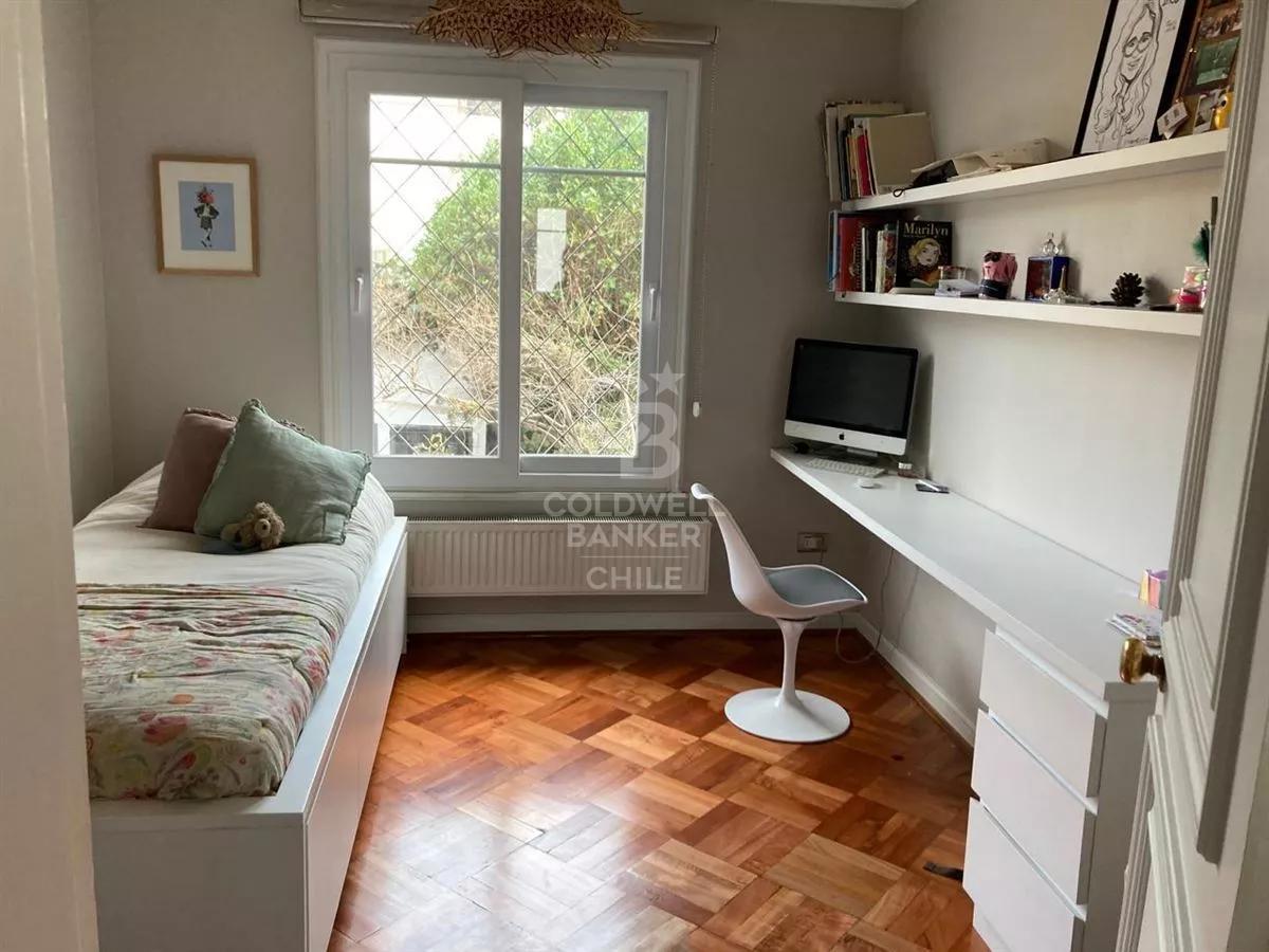 Providencia, Chile, 4 Bedrooms Bedrooms, ,3 BathroomsBathrooms,Residential,For Sale,1737158