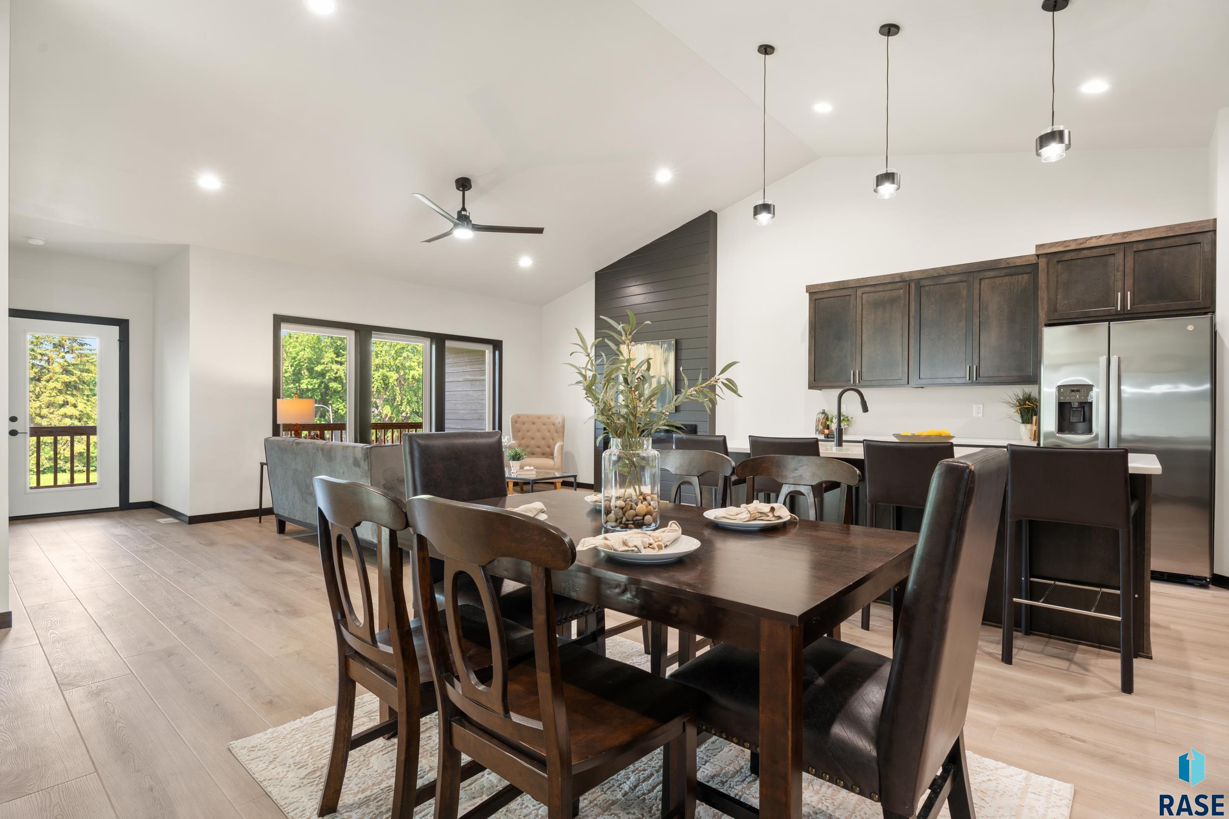 Sioux Falls, South Dakota, 57110, United States, 4 Bedrooms Bedrooms, ,2 BathroomsBathrooms,Residential,For Sale,1976702