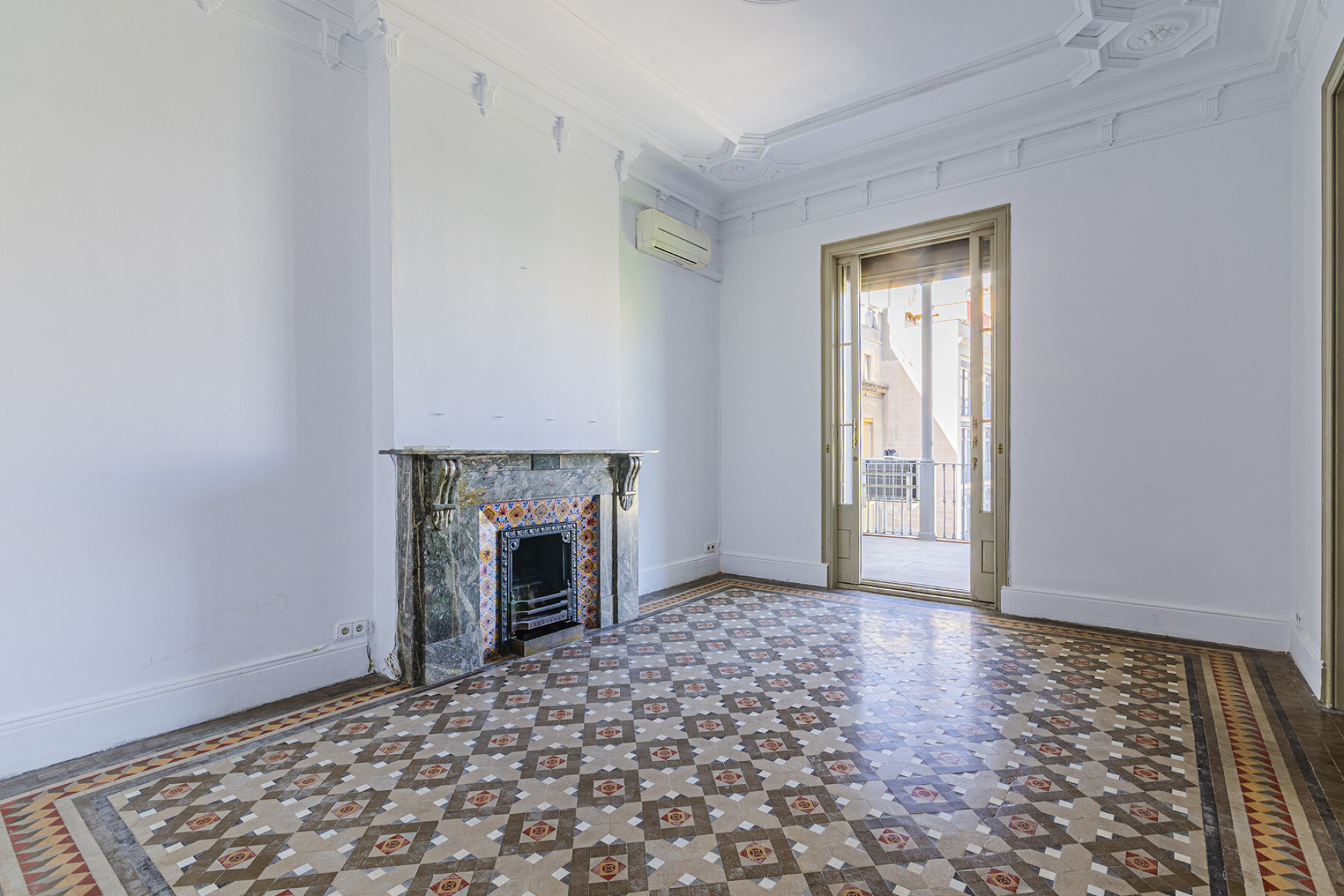  High floor with historical elements in Paseo de Gracia - 物件實景