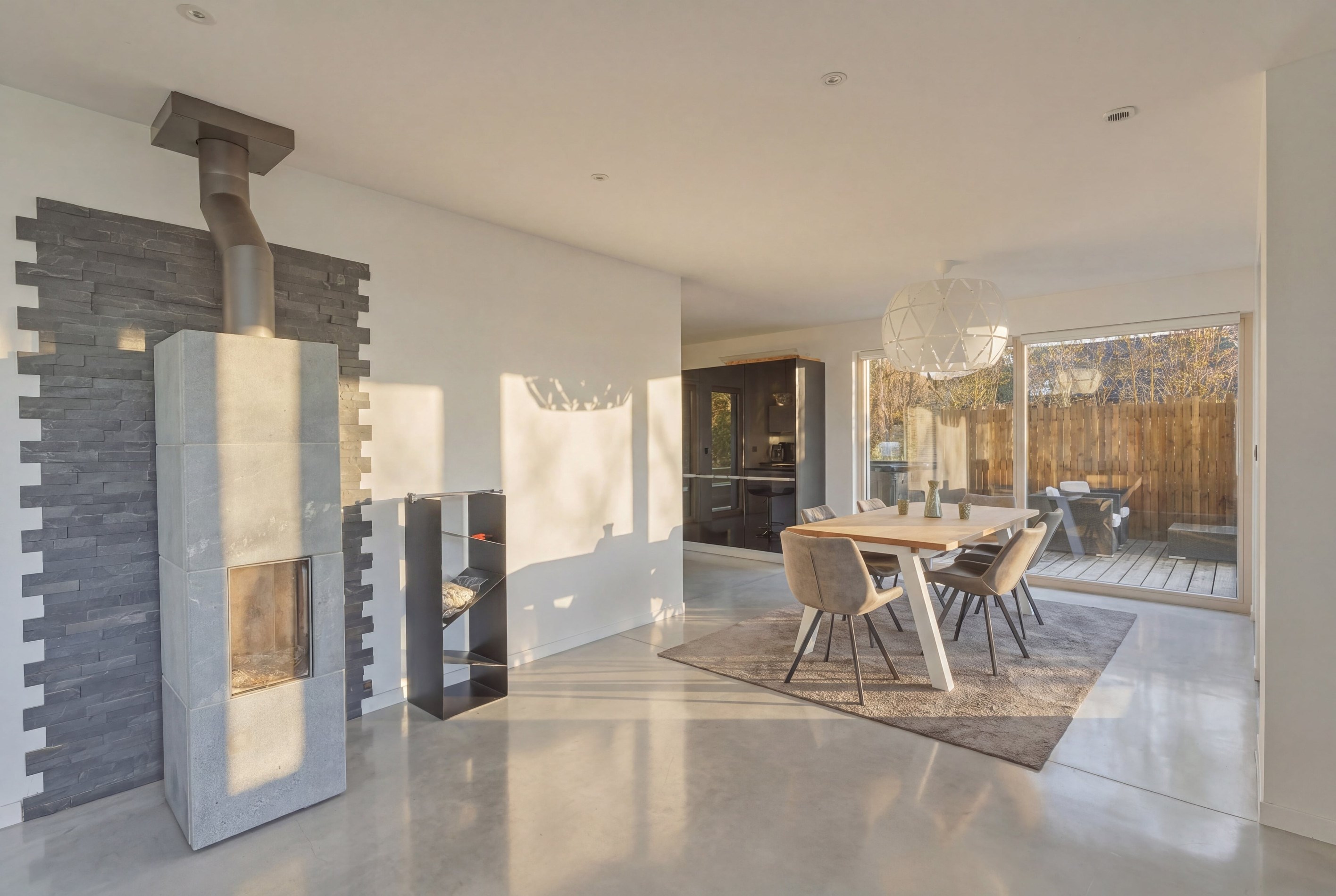  Villa for sale with lake view in Marin. - 物件實景