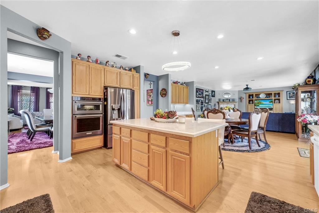 Eastvale, California, 91752, United States, 5 Bedrooms Bedrooms, ,4 BathroomsBathrooms,Residential,For Sale,1825182