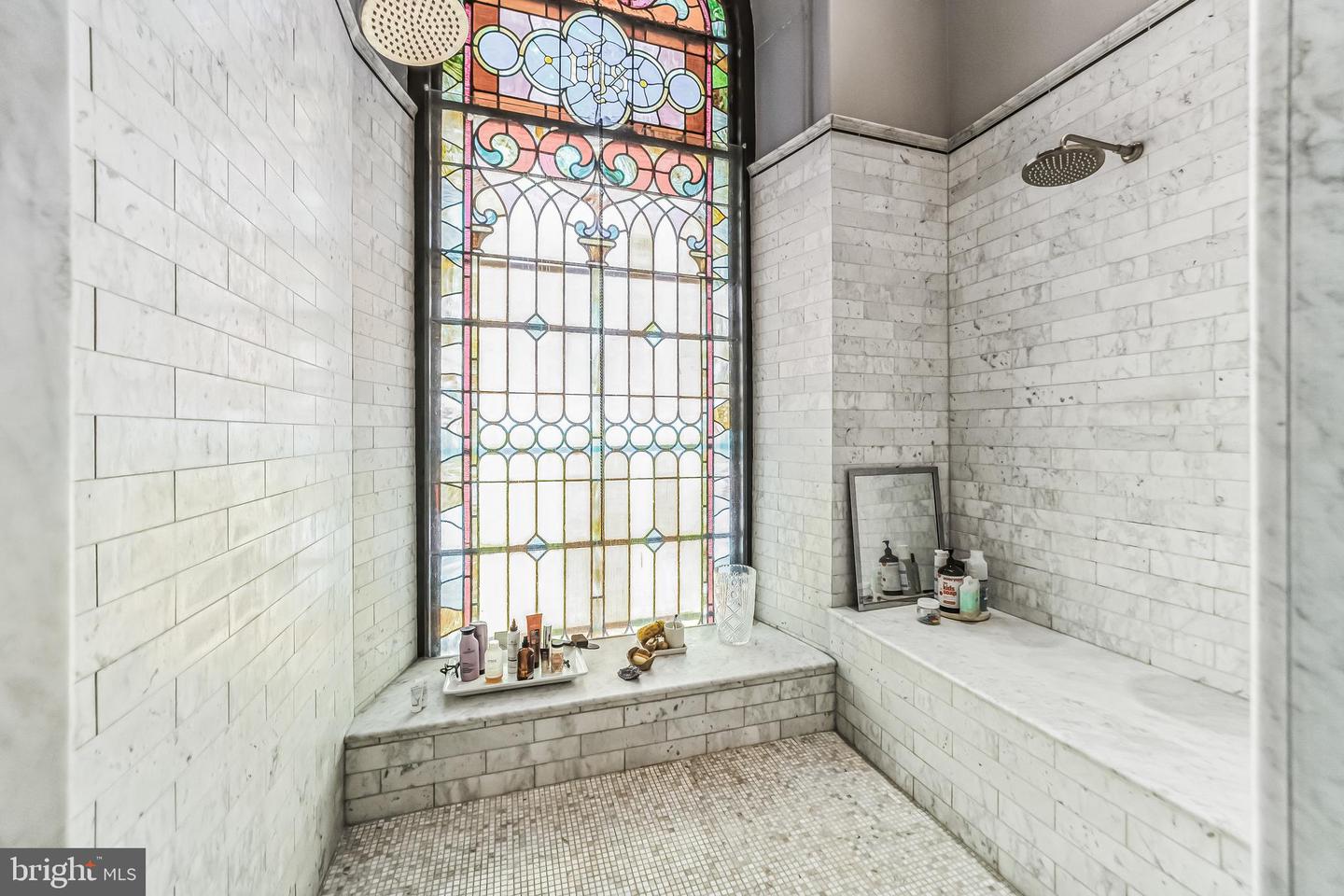1345 E Susquehanna Avenue, Philadelphia, Pennsylvania, 19125, United States, 4 Bedrooms Bedrooms, ,6 BathroomsBathrooms,Residential,For Sale,1345 E Susquehanna Avenue,1613151